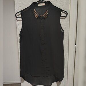 IN STYLE Black Sleeveless Top w/ Studded Collar